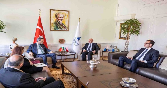 Başkan Soyer Portekiz Büyükelçisi’ni Terra Madre’ye davet etti