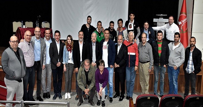 Karşıyaka'da 'Sporda Şiddet Paneli' yapıldı