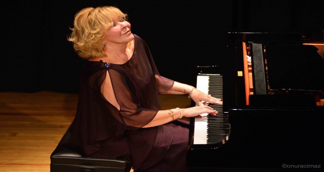 33. Uluslararası İzmir Festivali'ni Gülsin Onay açıyor