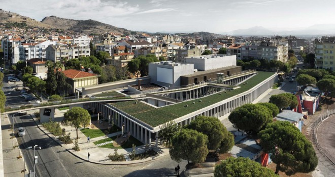 Bergama Kültür Merkezi’nde perdeler açıldı