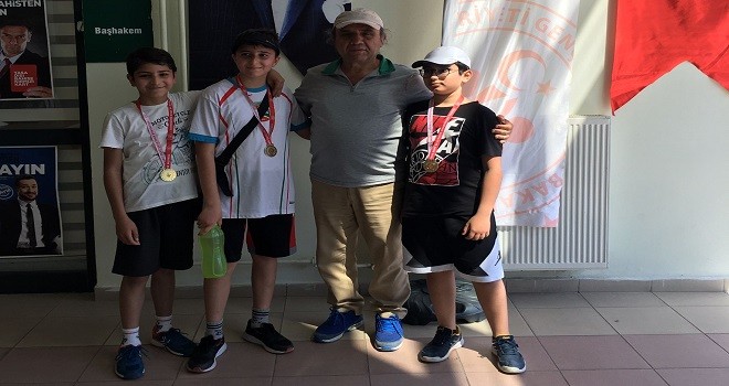 Bostanlısporlu tenisçi şampiyon oldu