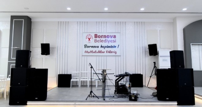 Bornova Belediyesi'nin düğün salonu yenilendi
