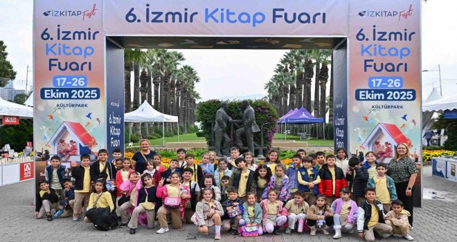 İZKİTAP’a her yaştan ziyaretçi