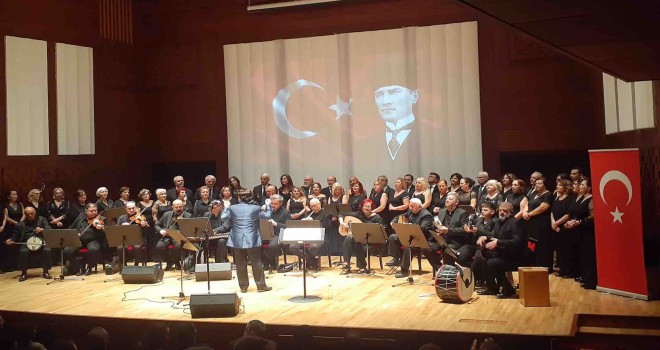 Aynı sahneyi paylaştılar...