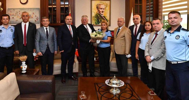 İzmir Zabıta Teşkilatı 64 yaşında