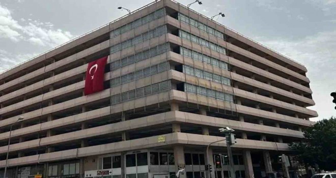 İzmir Büyükşehir: Güçlendirme seçeneği teknik olarak da mevzuat açısından da mümkün değil