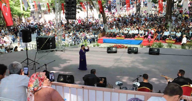 Bademli 51. Kiraz ve 18. Meyve Fidanı Festivali büyük ilgi gördü