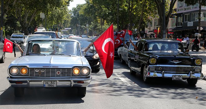 9 Eylül'e dopdolu kutlama