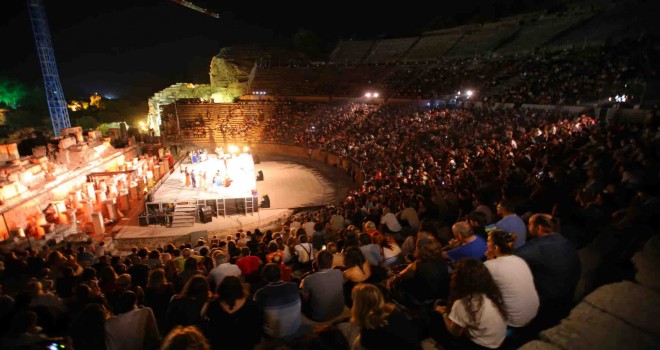 Efes Antik Tiyatro'da Carmen büyüsü