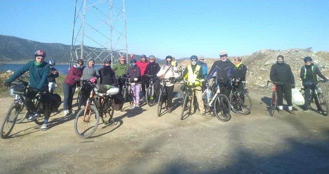 Bostanlıspor Yetişkinler Bisiklet Takımı Belevi Gölü'ne gitti...