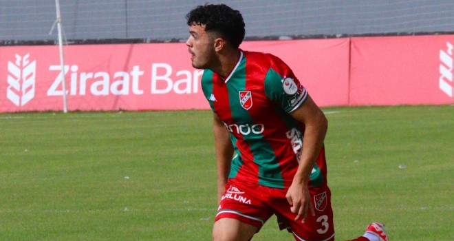 Kaf Kaf'ta Ferdi Burgaz yol ayrımında