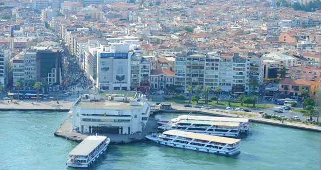 Ocak ayında Karşıyaka'da 396 konut satıldı