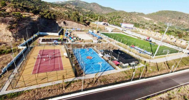 Özdere Gençlik ve Spor Yerleşkesi sporcu gençlerin gözdesi oldu