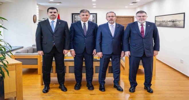 Tugay: Ben partisine yürekten bağlı bir insanım