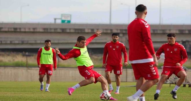 Karşıyaka'da yedeklere forma şansı doğdu