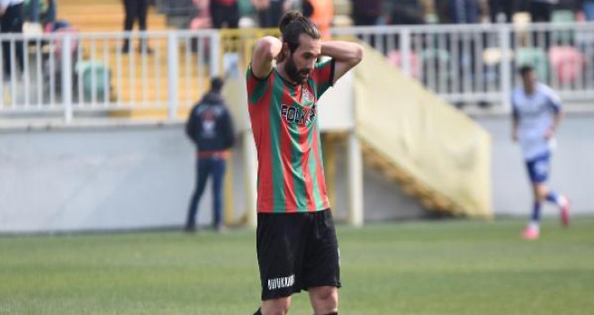 Karşıyaka ara transferlerde de istediğini bulamadı