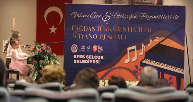 Efes Selçuklu çocuklardan çağdaş Türk bestecileri resitali
