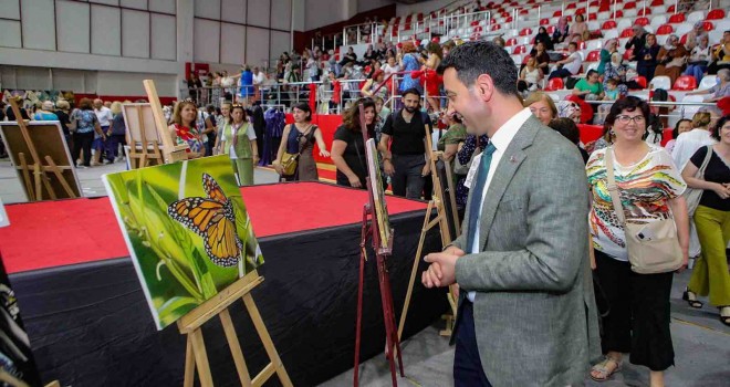 Bayraklılı kadınlarının yıl sonu sergisinde Filistin Vurgusu