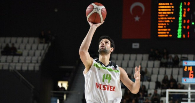 Pınar Karşıyaka transferden vazgeçti