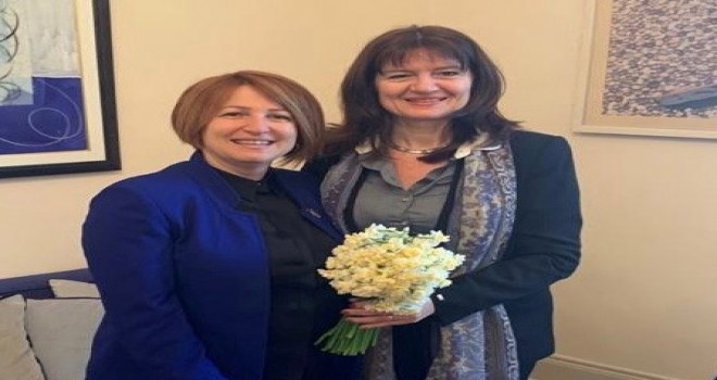 Karaburun'dan Midilli'ye dostluk köprüsü