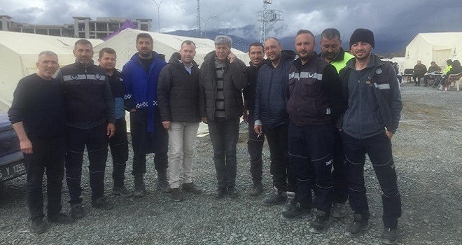 Karşıyaka Nüfus Müdürlüğü deprem Bölgesinde 3. haftasını doldurdu
