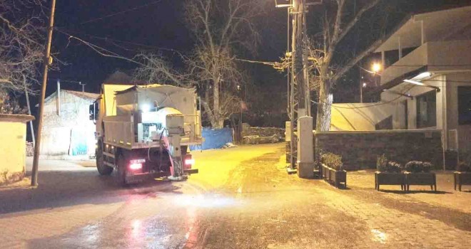 İzmir Büyükşehir Belediyesi’nden kar ve buzla mücadele