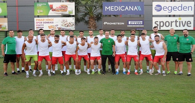 Karşıyaka çalışmalara başladı