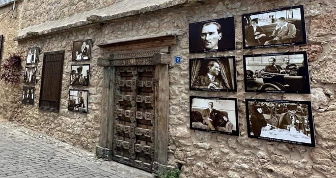 Hanri Benazus'un Atatürk ateşi Girne'ye ulaştı