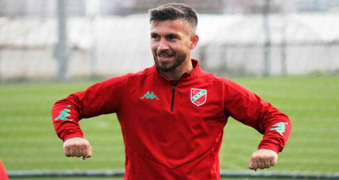 Karşıyaka, Adem Büyük'ten patlama bekliyor