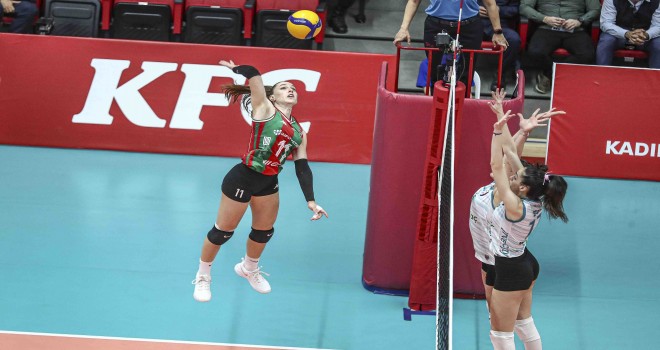 İnfo Yatırım Karşıyaka Sultanlar Ligi'ni kaçırdı