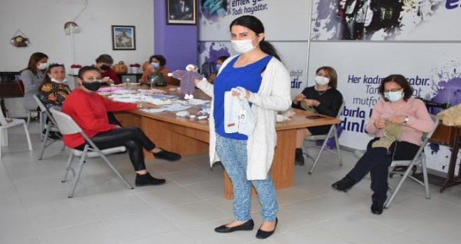 İş  ilanıyla örgü örecek kadın arıyorlar