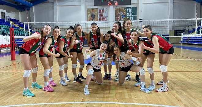 Karşıyaka Yıldız Voleybolcuları Türkiye Finallerine kaldı