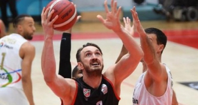 Pınar Karşıyaka'dan Petkim'e farklı tarife...