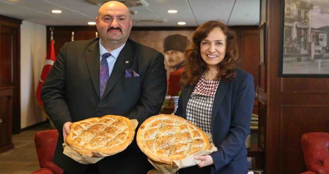Karşıyaka’da ''Askıda Pide'' kampanyası