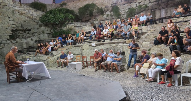 Hüsnü Arkan, Foça Kitap Günleri'ne konuk oldu