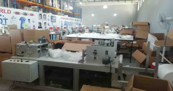 Kaçak çocuk maskesi üreten işletmeye baskın