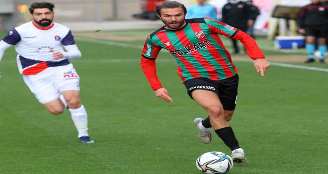 Karşıyaka, Bornova'ya beraberlik ile başladı