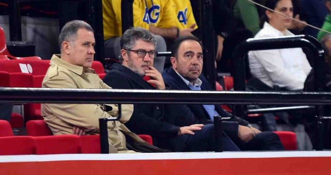 Karşıyaka'da yönetim tescillendi