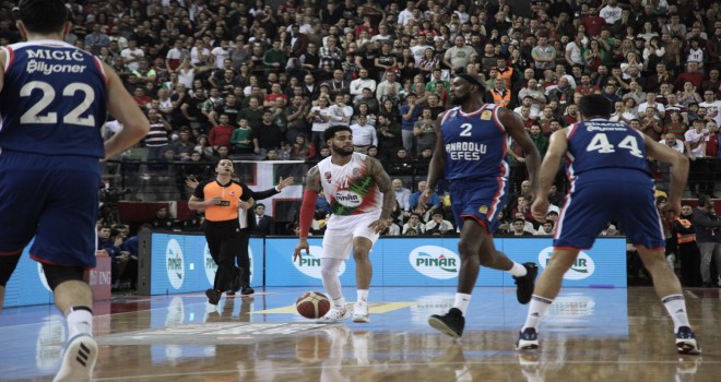 Pınar Karşıyaka uzatmada son saniyede kaybetti