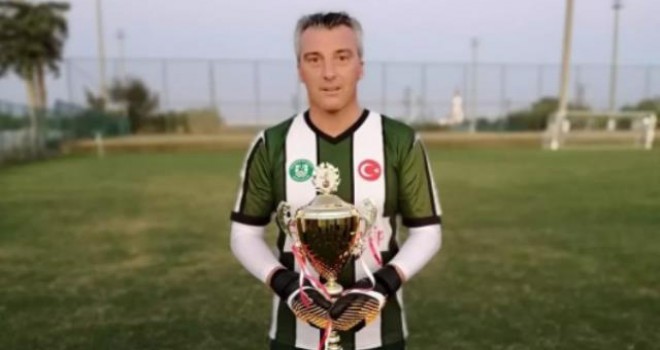 Maç esnasında kalbine yenik düştü