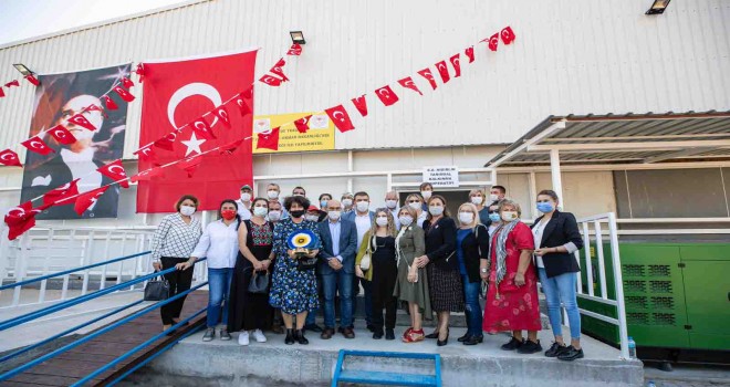 Seferihisar'da Entegre Et Tesisi kapılarını açtı