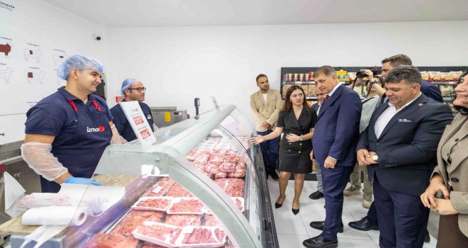 İZMAR'ın 11. mağazası Aliağa'da açıldı