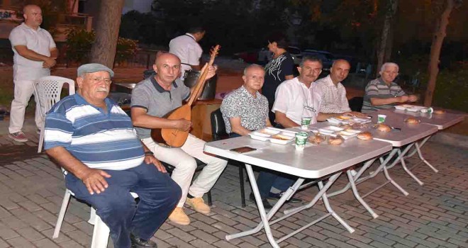 Cem Vakfı Karşıyaka şubesinin iftarında birlik ve beraberlik vurgusu