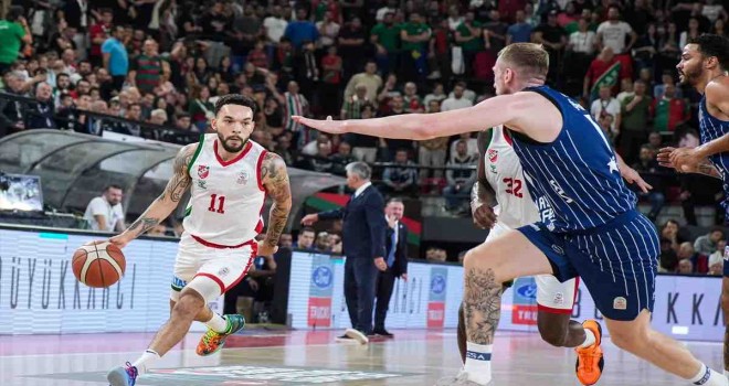 Karşıyaka, Anadolu Efes karşısında sonunu getiremedi