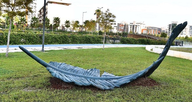Heykel Çalıştayı’nda üretilen eserler Mavişehir Halk Park'ta