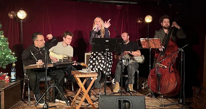 Mehtap Gönüldaş, Almanya Weimar Müzik Festivali'nde ayakta alkışlandı