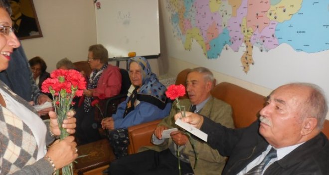 ADD Karşıyaka Şubesi öğretmenleri ağırladı