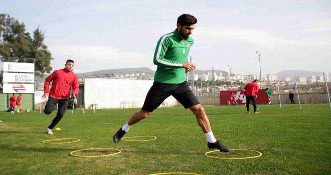 Karşıyaka ikinci yarı hazırlıklarına başladı