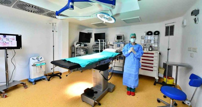 Eşrefpaşa Hastanesi’nin ameliyathanesi yeniden hizmete alındı