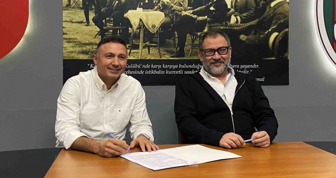 Karşıyaka'da Ahmet Taşyürek dönemi başladı